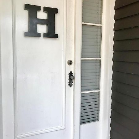Hugo & Carters Lodge Роторуа Экстерьер фото